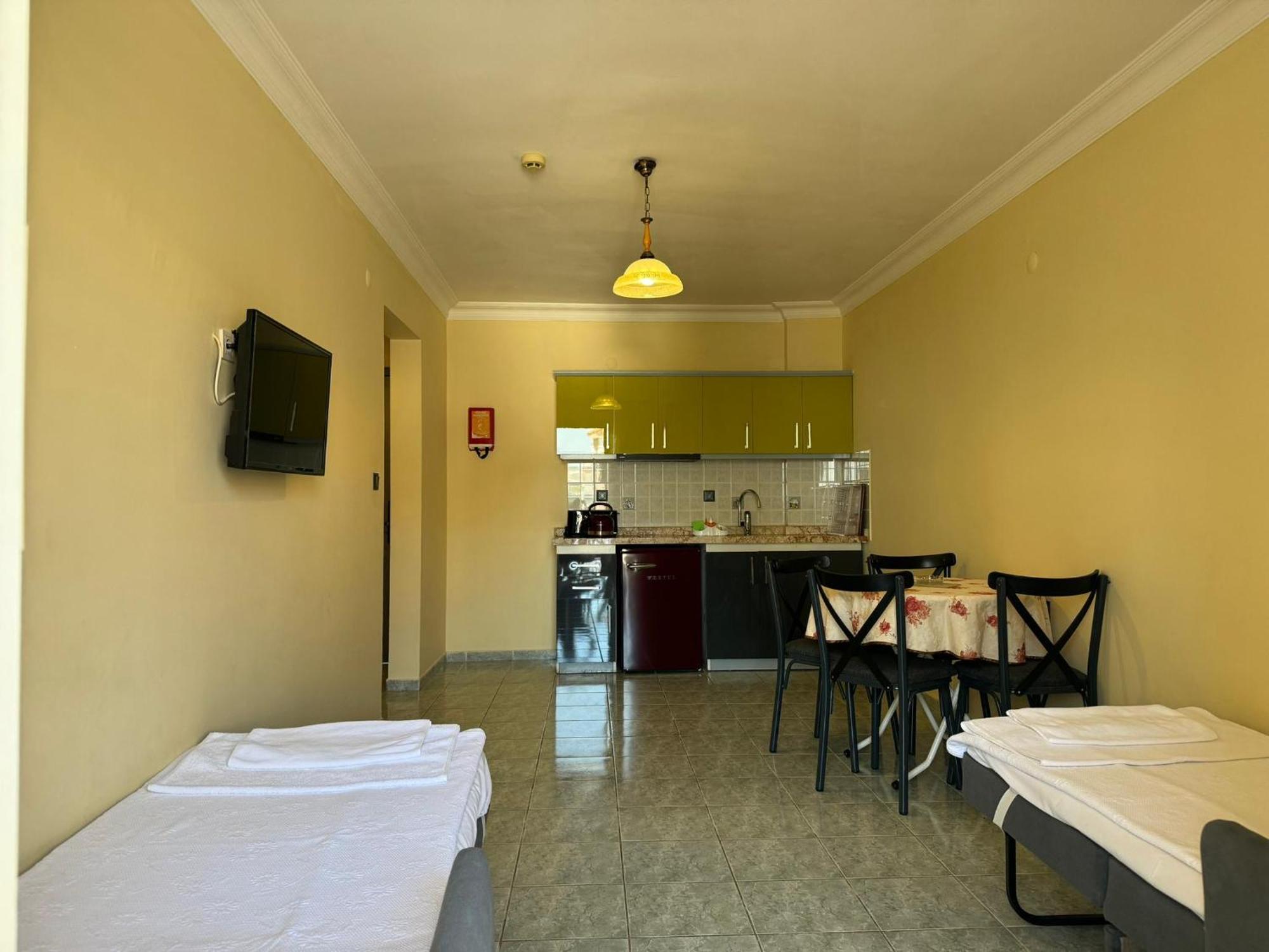 Ozlem 2 Apart Hotel Marmaris Eksteriør bilde